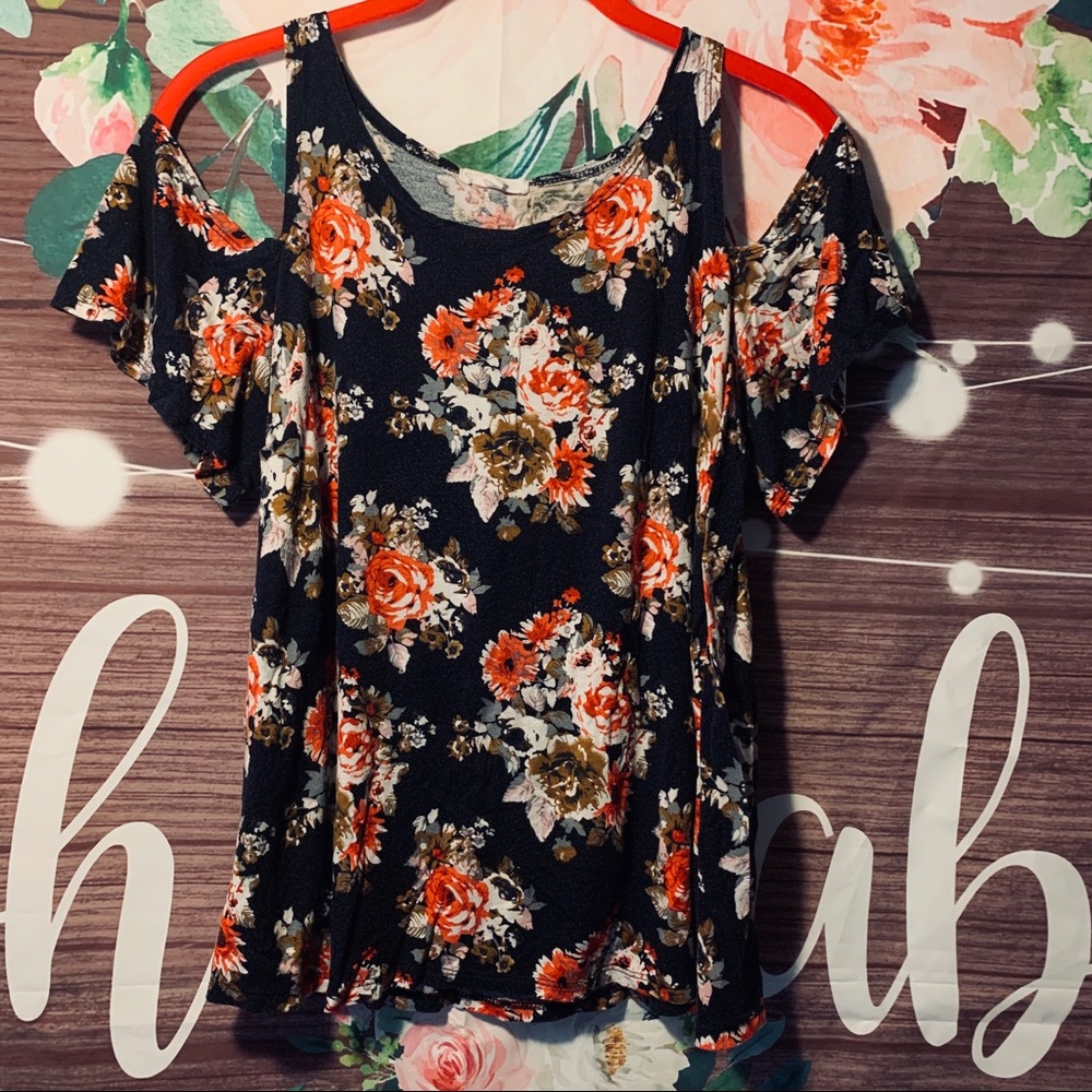 Drapery Cold Shoulder Short Sleeve - Navy w/Floral